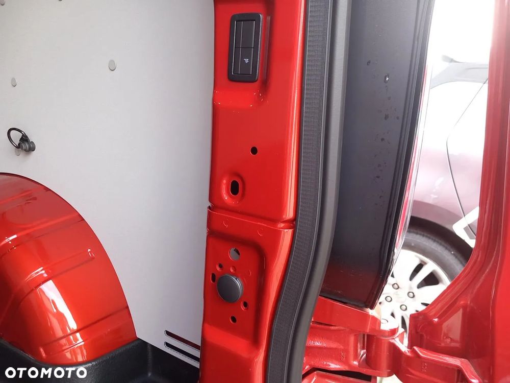 Ford Transit Custom - 16