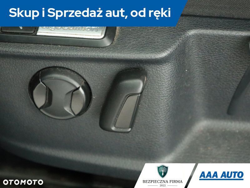 Volkswagen Passat Variant - 15