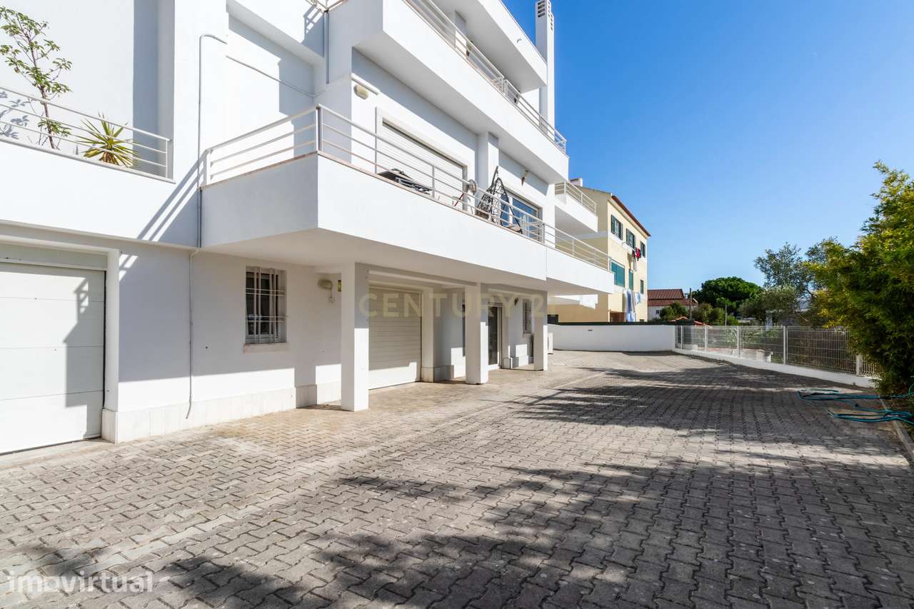 Moradia T4 recente em condomínio exclusivo (4 moradias) | Vista Mar em - Grande imagem: 4/60