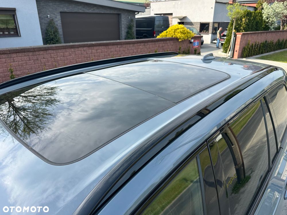 Volvo XC 90 B5 D AWD Ultimate Dark - 9