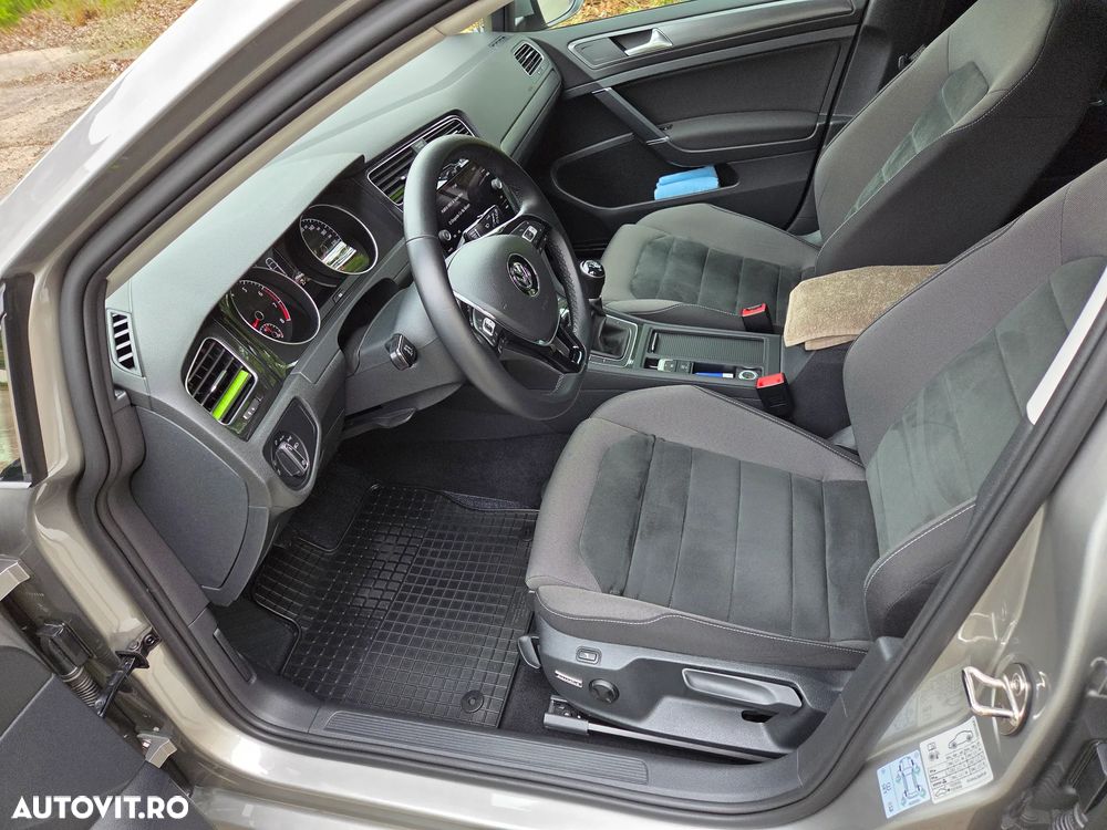 Volkswagen Golf 1.5 TSI Comfortline - 34