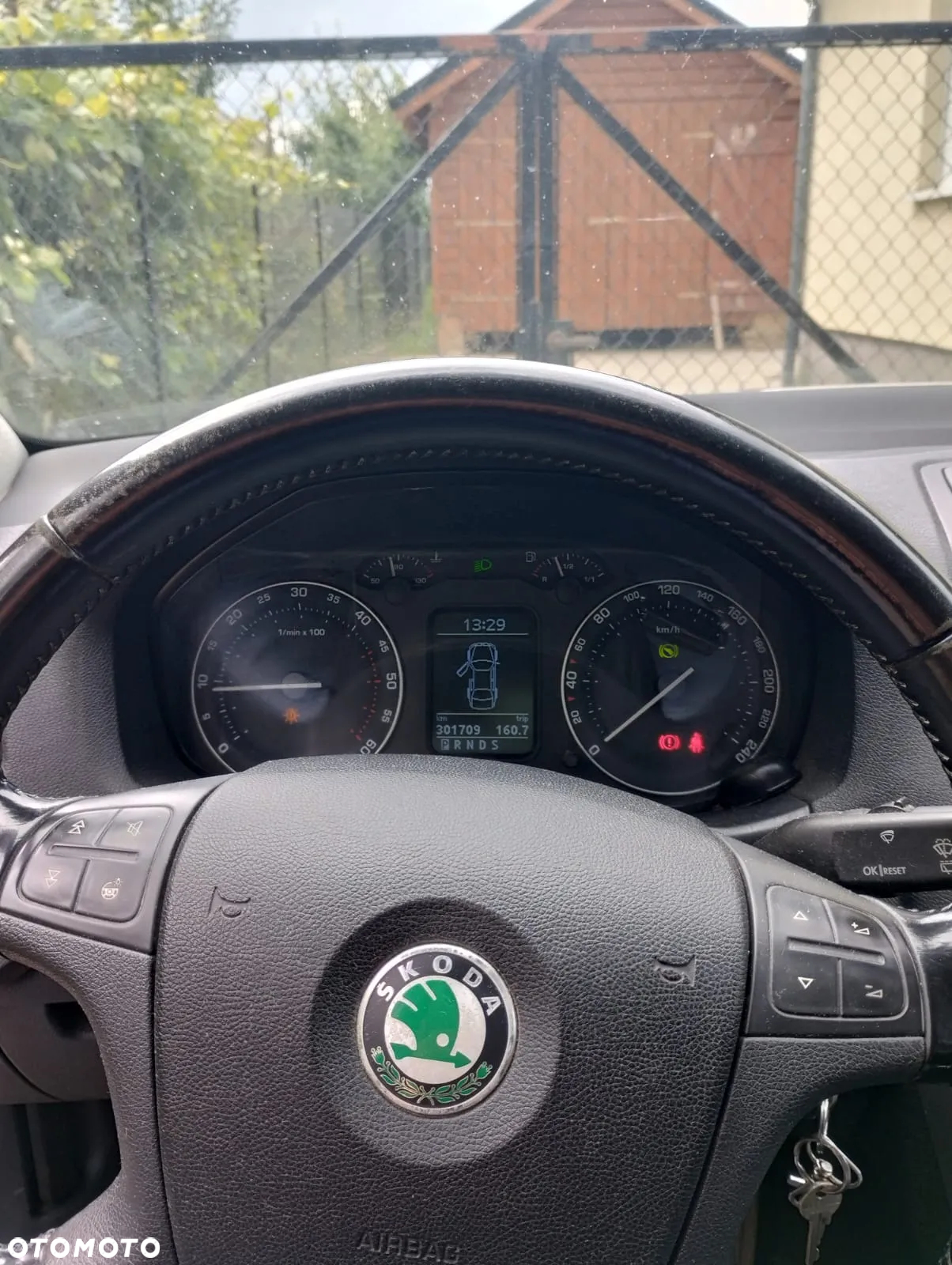 Skoda Octavia 2.0 TDI DSG Laurin & Klement - 10