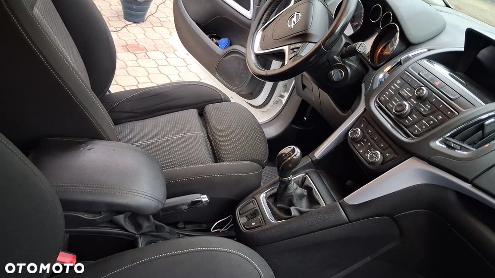 Opel Zafira Tourer 2.0 CDTI Active - 29