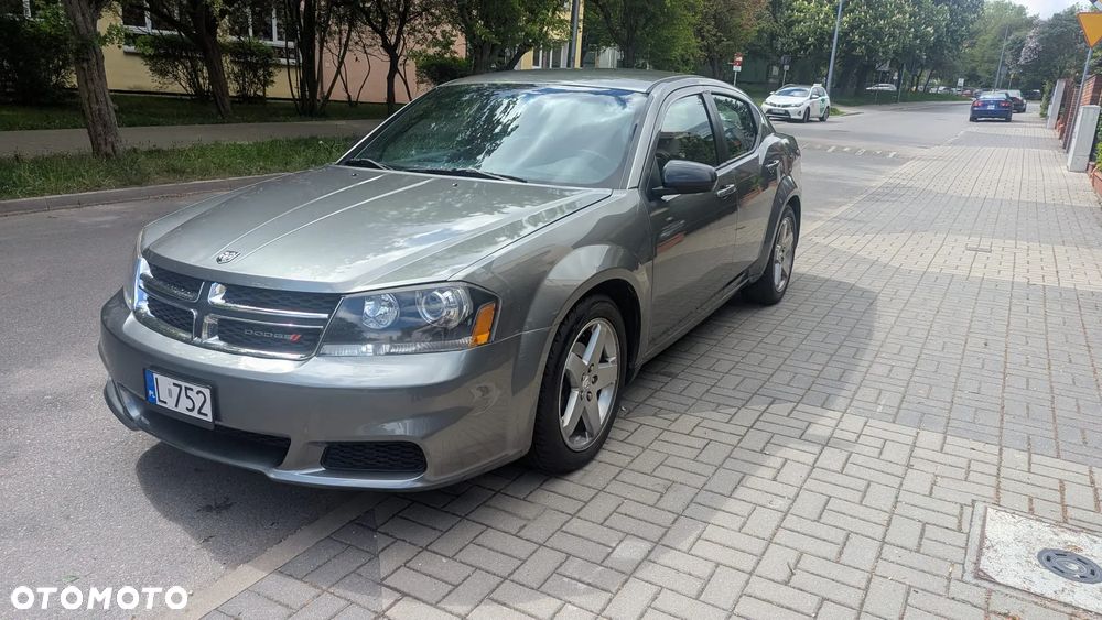 Dodge Avenger - 1