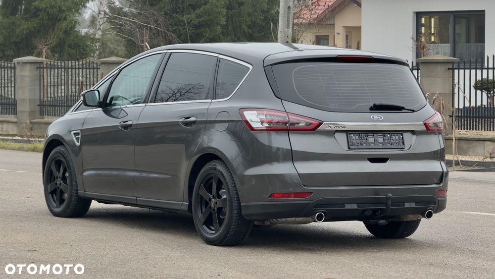 Ford S-Max - 7