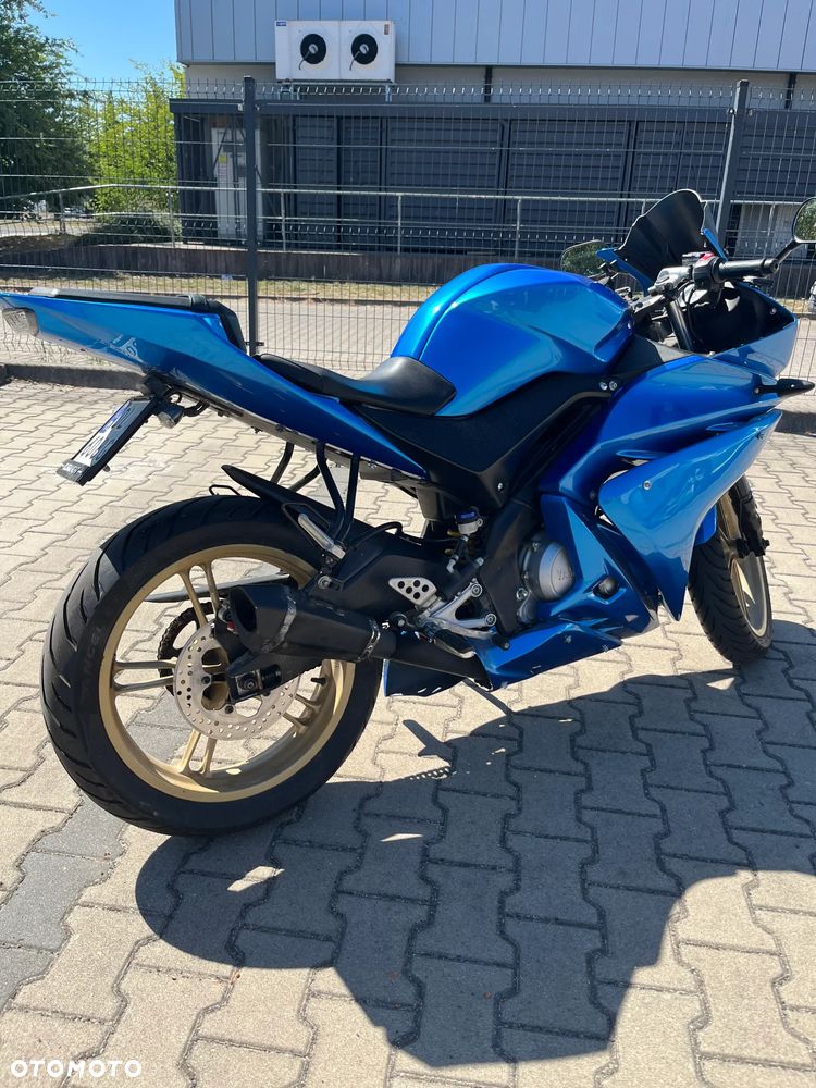 Yamaha YZF - 2