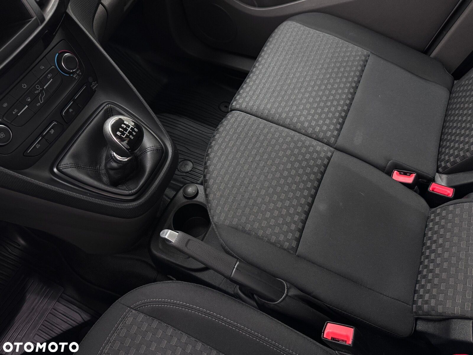 Ford transit-connect TREND - 24