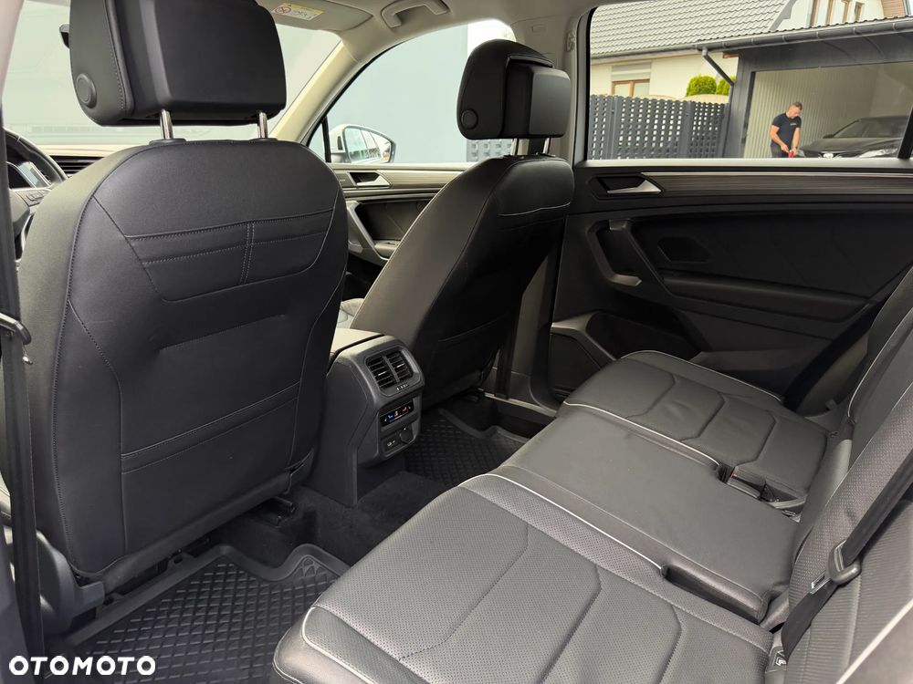 Volkswagen Tiguan Allspace 2.0 TDI 4Mot Elegance DSG - 32