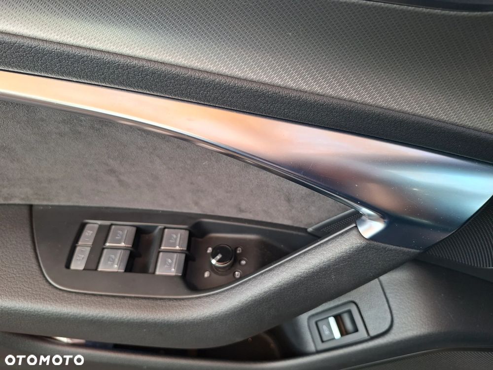 Audi A6 Avant 50 TDI quattro tiptronic - 14