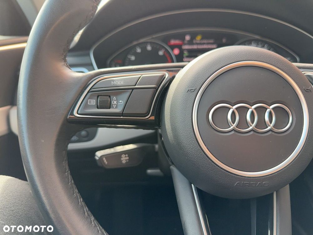 Audi A4 Limousine - 16