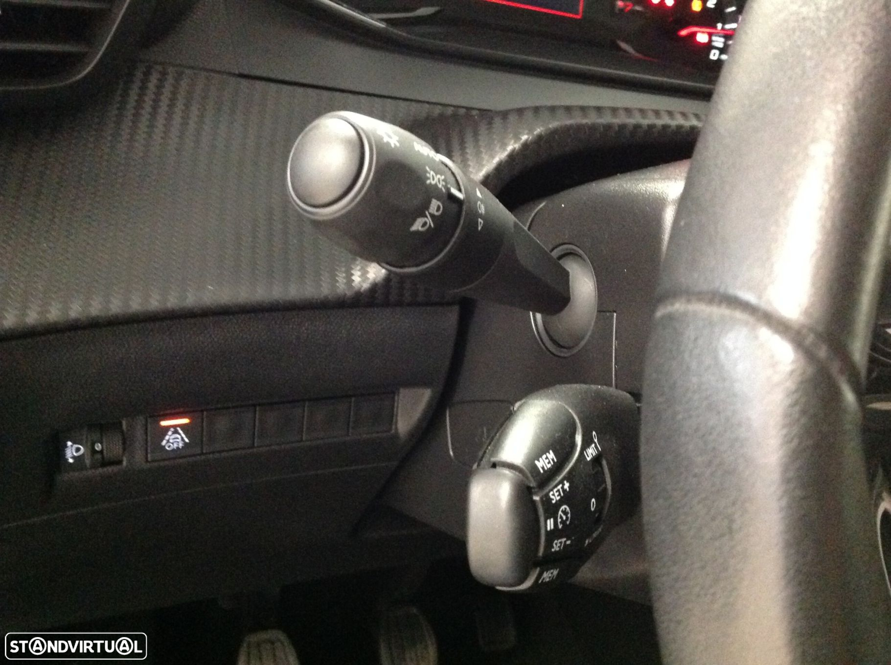 Peugeot 208 1.2 PureTech Allure - 47