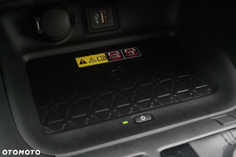 Toyota RAV4 - 24