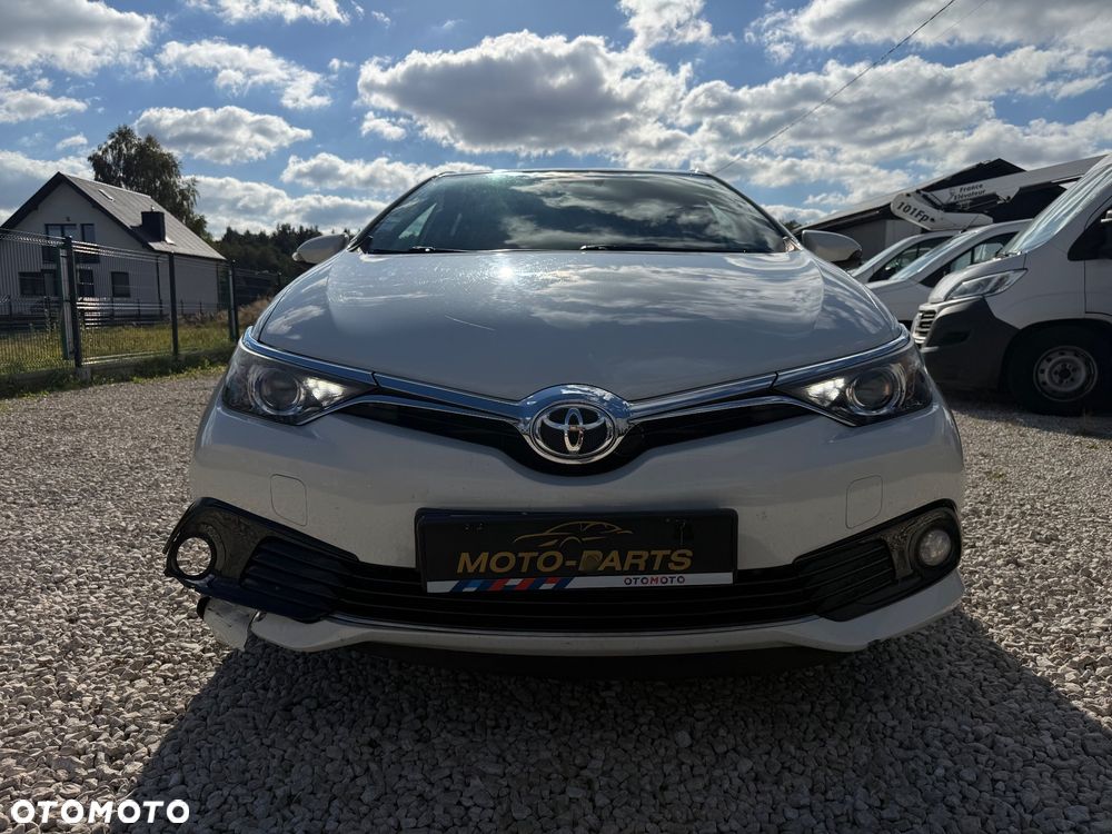 Toyota Auris - 25