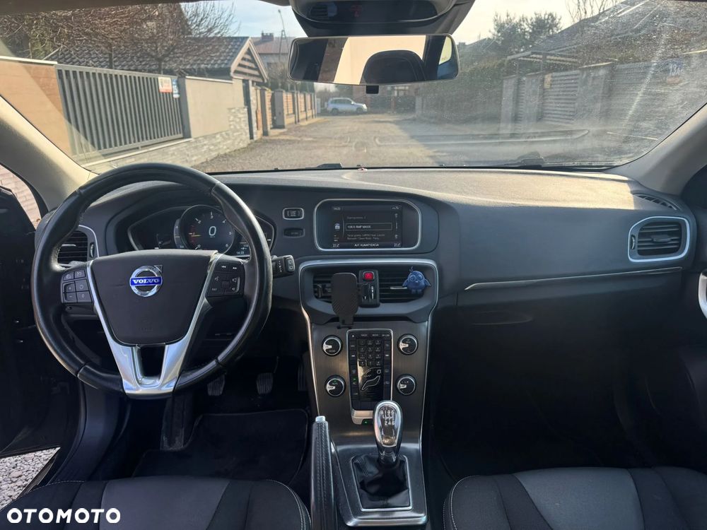 Volvo V40 D2 - 7