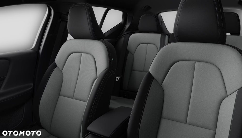 Volvo XC 40 B3 Plus Dark - 10