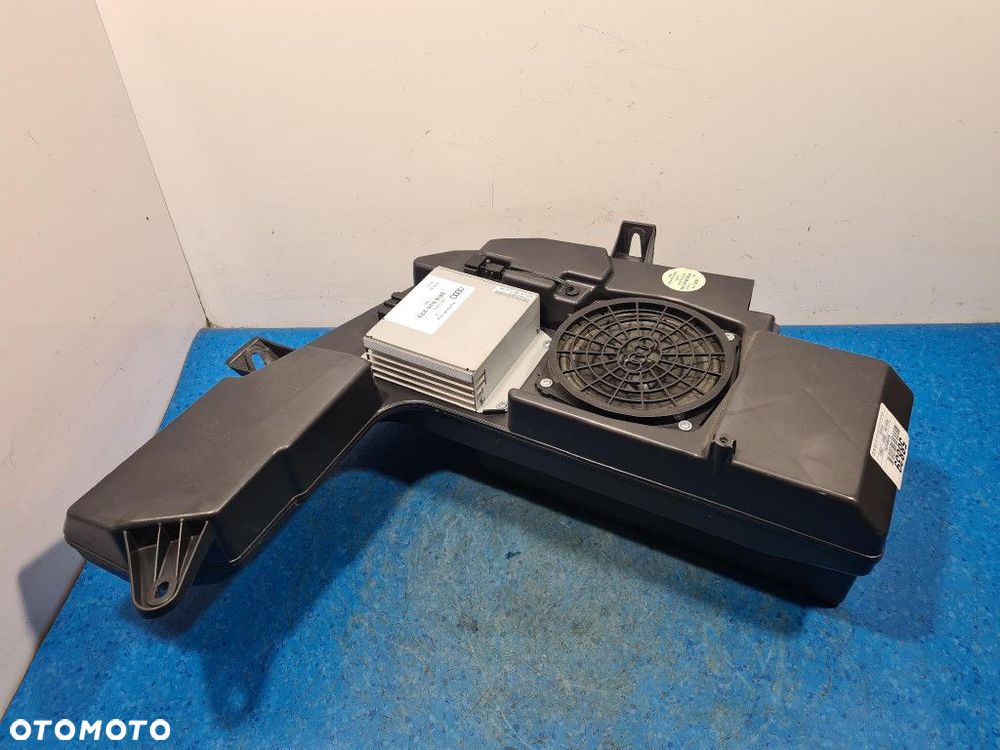 AUDI A4 B6 SUBWOOFER 8E903538203S - 1
