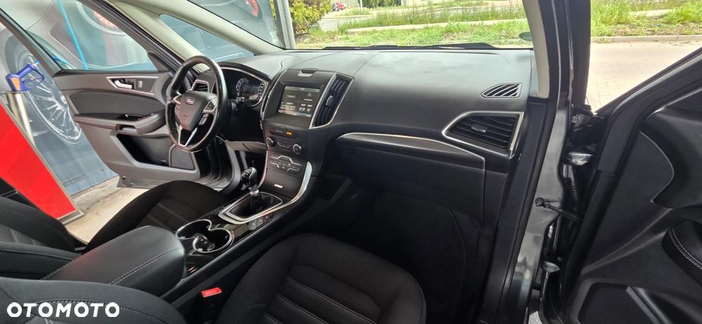 Ford Galaxy 2.0 TDCi Titanium - 39