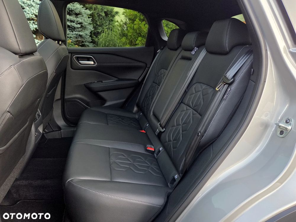 Nissan Qashqai 1.3 DIG-T MHEV Xtronic Tekna+ - 25