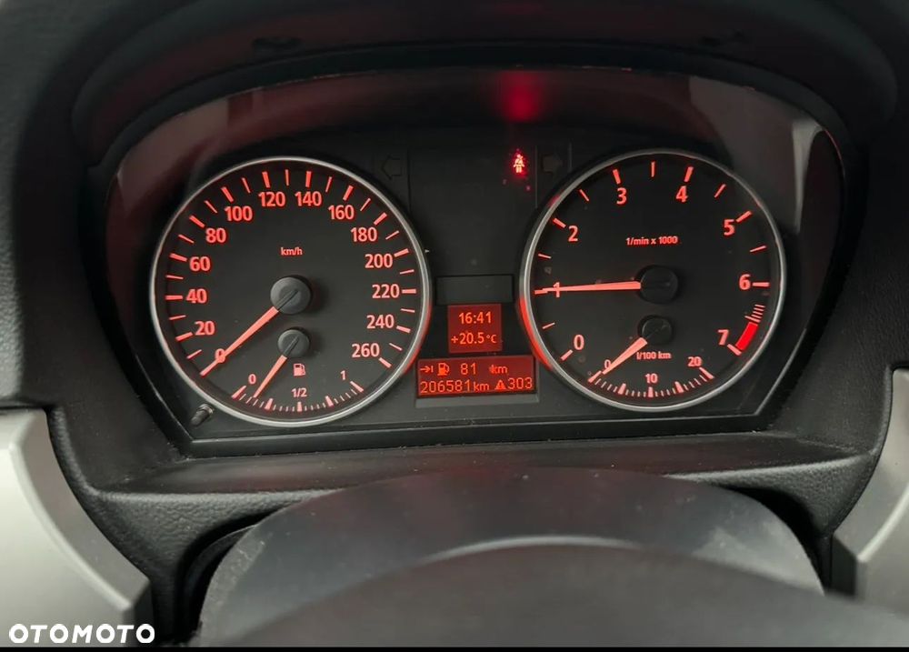 BMW Seria 3 320i - 13