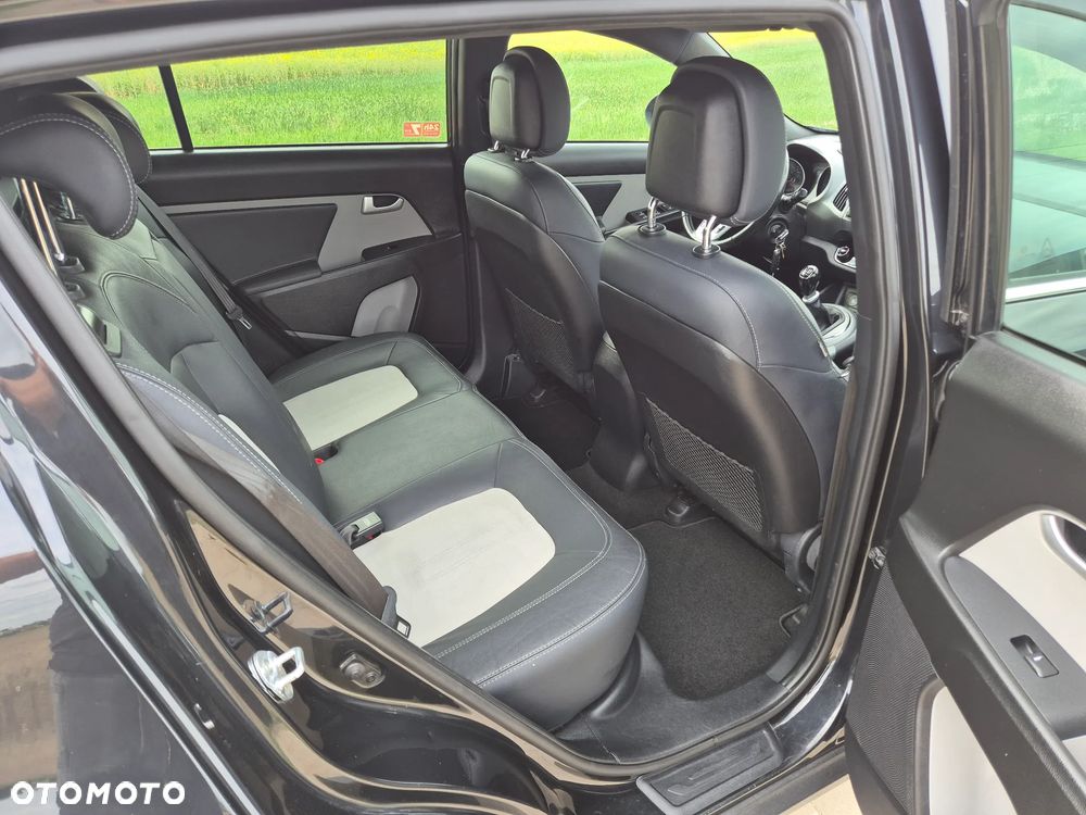 Kia Sportage 1.6 GDI Business Line M 2WD - 31