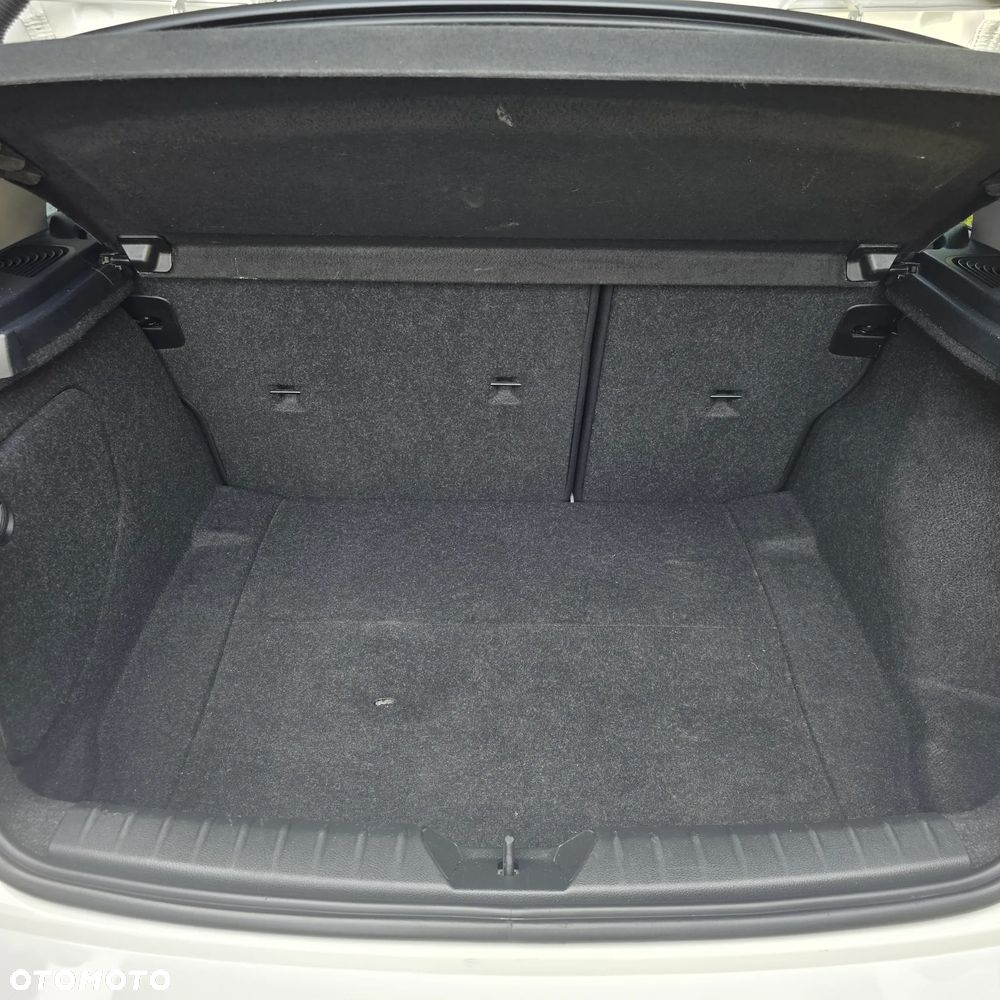 BMW Seria 1 120d - 13