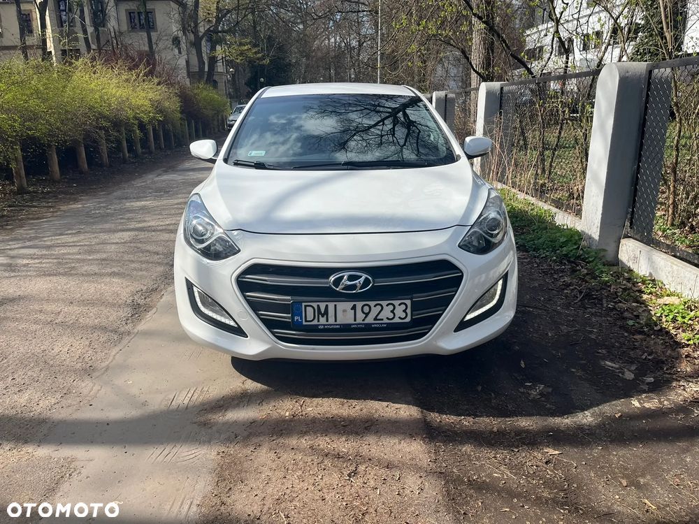 Hyundai i30 blue 1.4 Passion - 2