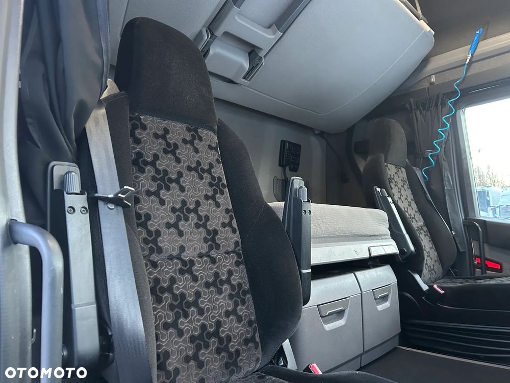 Scania R450 MEGA RETARDER NOWE OPONY / TACHOGRAF NOWEJ GENERACJI / KLIMA POSTOJOWA / LOW DECK / ZBIORNIKI PALIWOWE 1200 L / MOŻLIWA SPRZEDAŻ W ZESTAWIE Z NACZEPĄ !! - 36