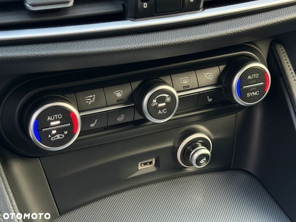 Alfa Romeo Stelvio 2.0 Turbo B-Tech Edition Q4 - 21