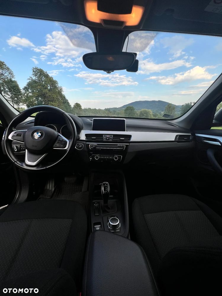 BMW X1 sDrive18i - 14