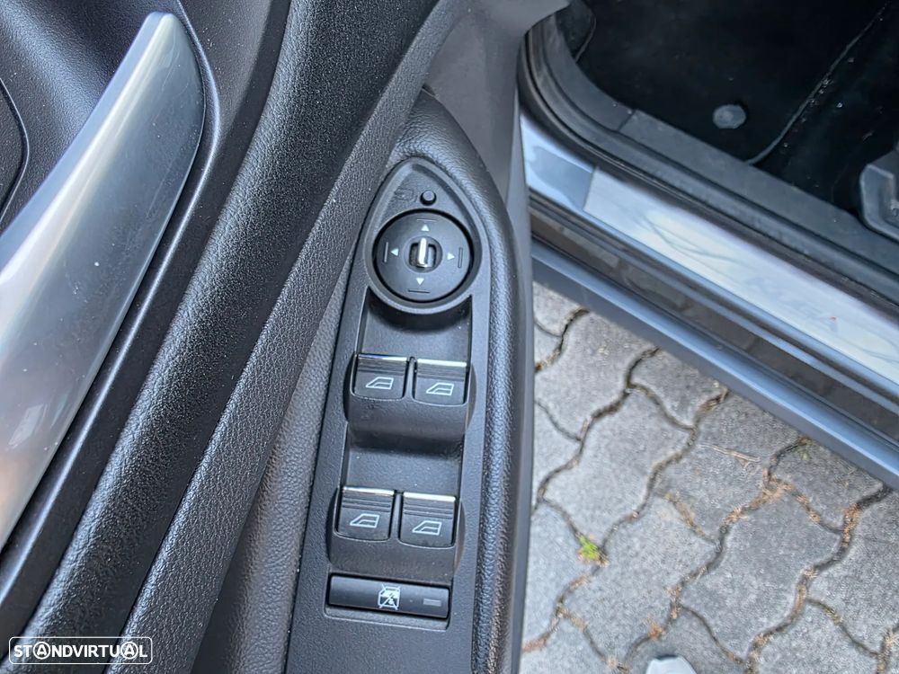Ford Kuga 2.0 TDCi Titanium - 10