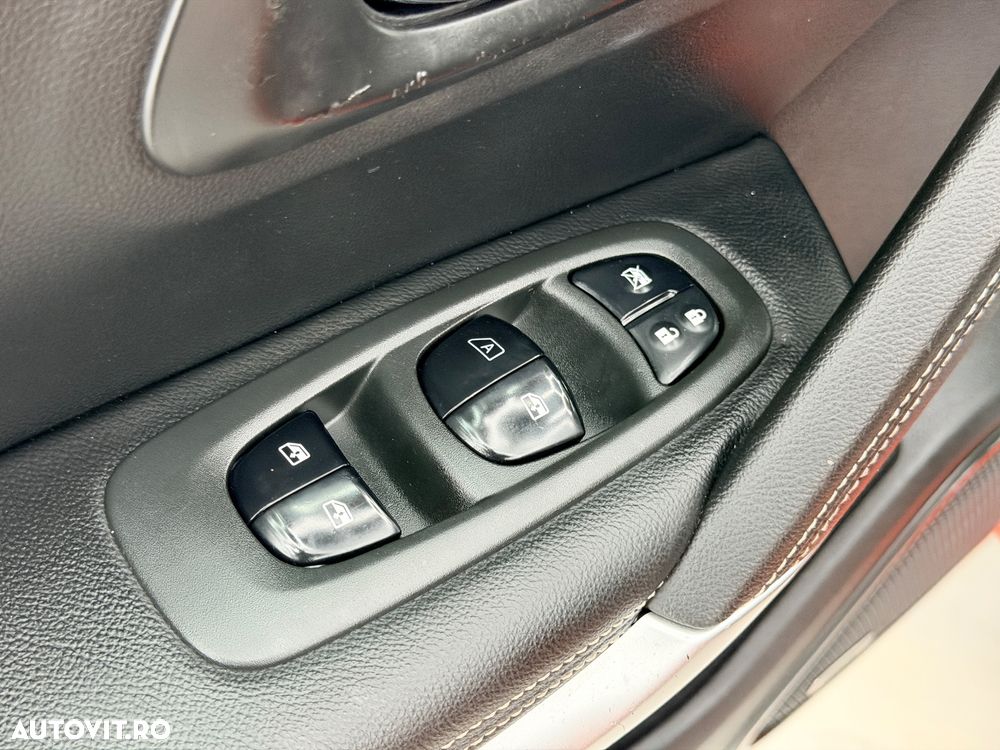 Renault Kadjar Energy dCi 130 Bose Edition - 10