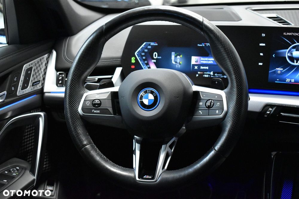 BMW X1 - 15