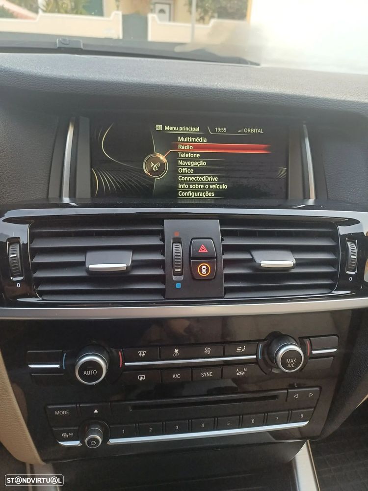 BMW X4 30 d xDrive Pack M - 13