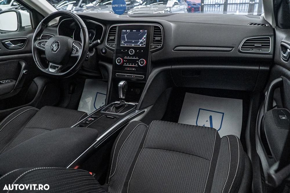 Renault Megane ENERGY dCi 110 EDC INTENS - 3
