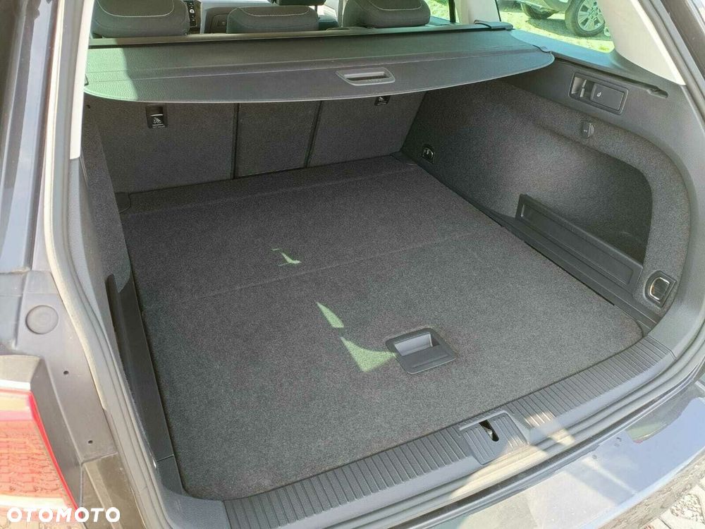 Volkswagen Passat 1.5 TSI EVO Business DSG - 9