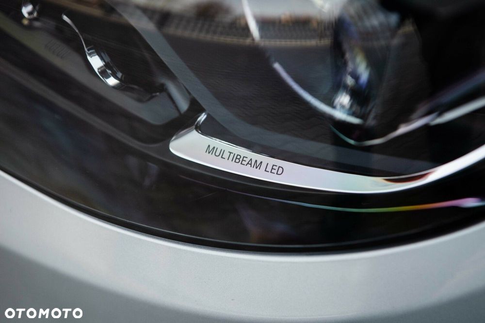 Mercedes-Benz Klasa E - 16