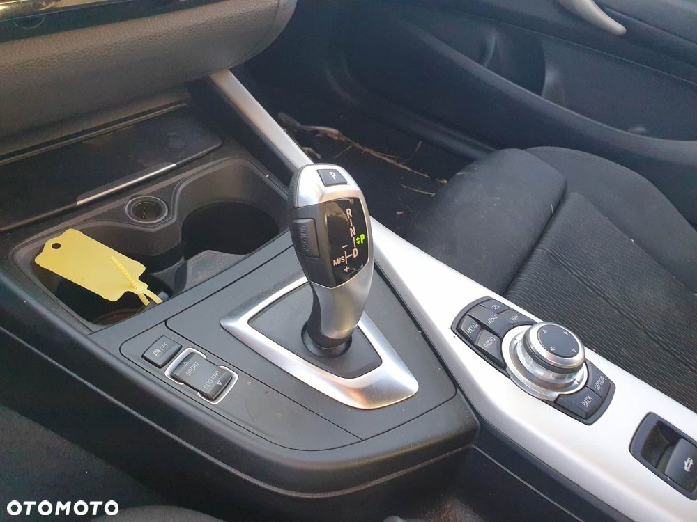 BMW Seria 2 218d Cabrio - 10