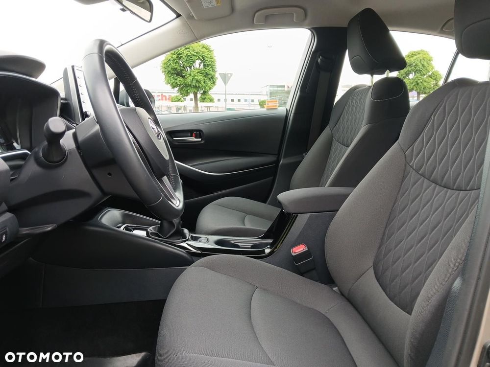 Toyota Corolla - 19