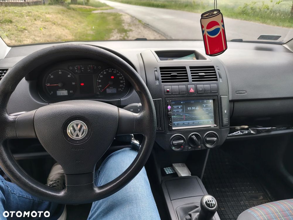 Volkswagen Polo 1.4 TDI Comfortline - 13