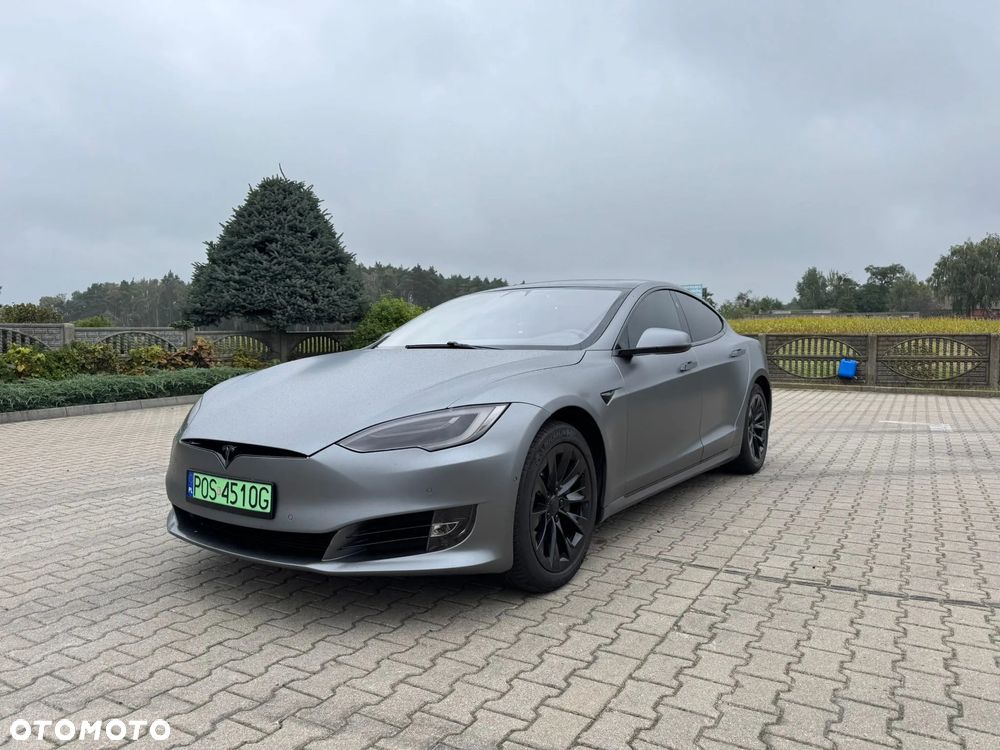 Tesla Model S Long Range Plus - 1