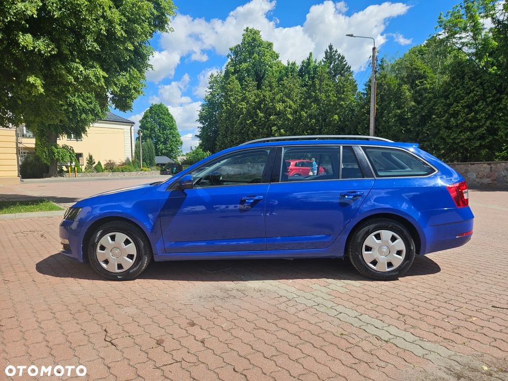 Skoda Octavia 1.6 TDI SCR Active - 8