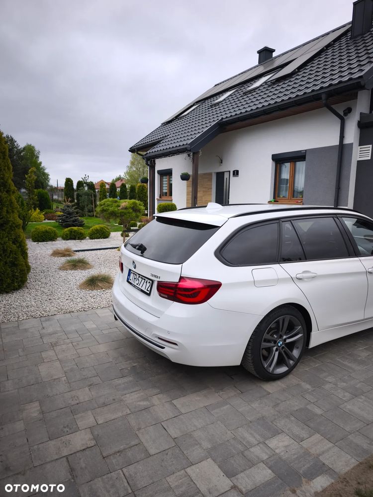 BMW Seria 3 318i GPF Sport Line Shadow - 4