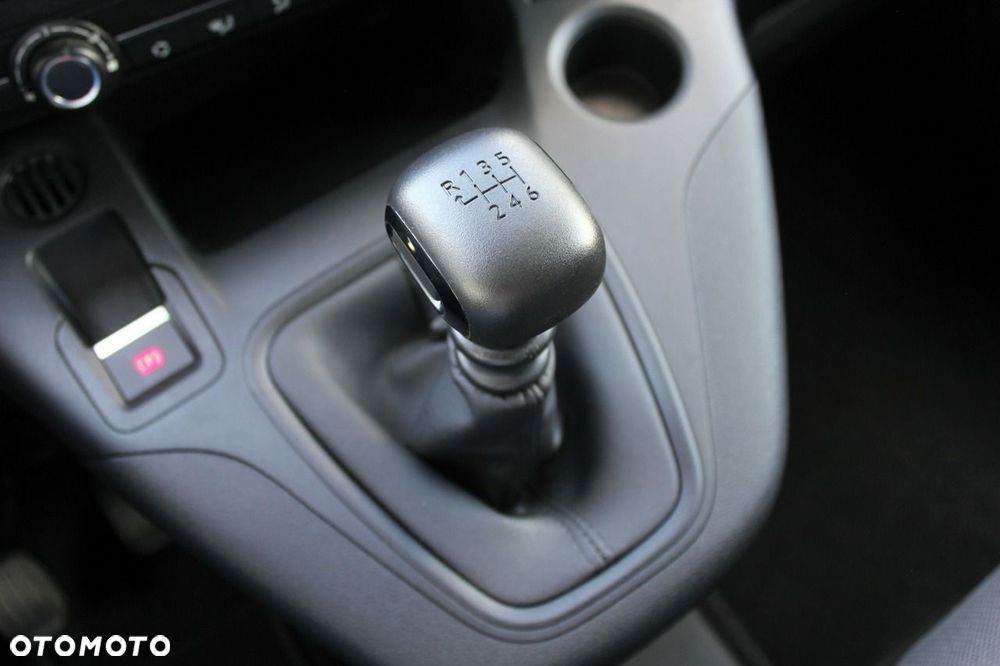Peugeot Partner - 16