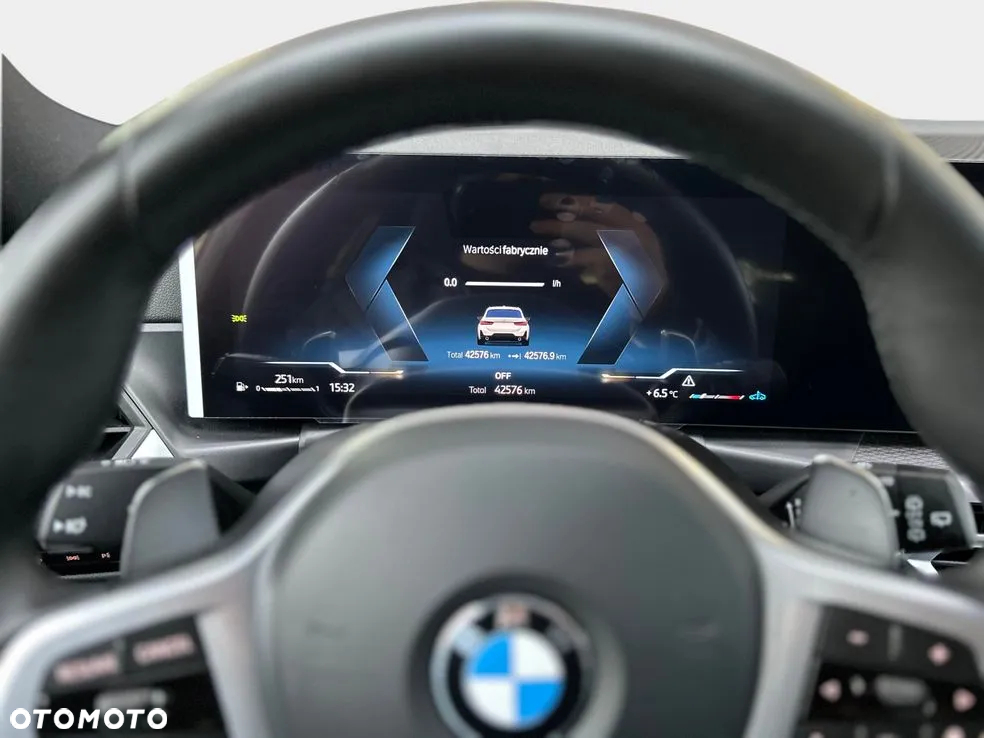 BMW Seria 3 318i M Sport - 23