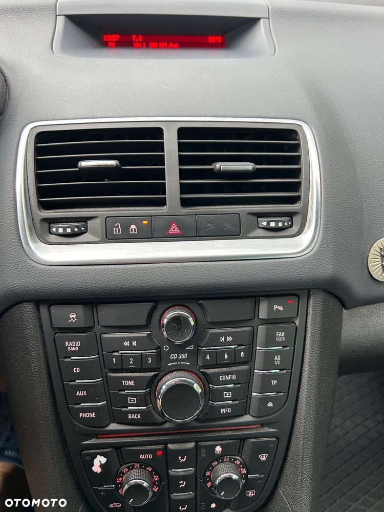 Opel Meriva - 11