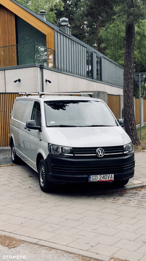 Volkswagen Transporter L2H1 - 1