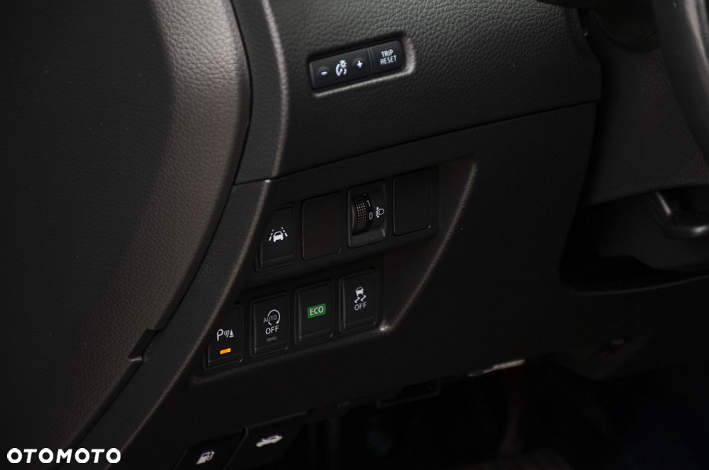 Nissan Qashqai 1.2 DIG-T Xtronic N-Connecta - 22