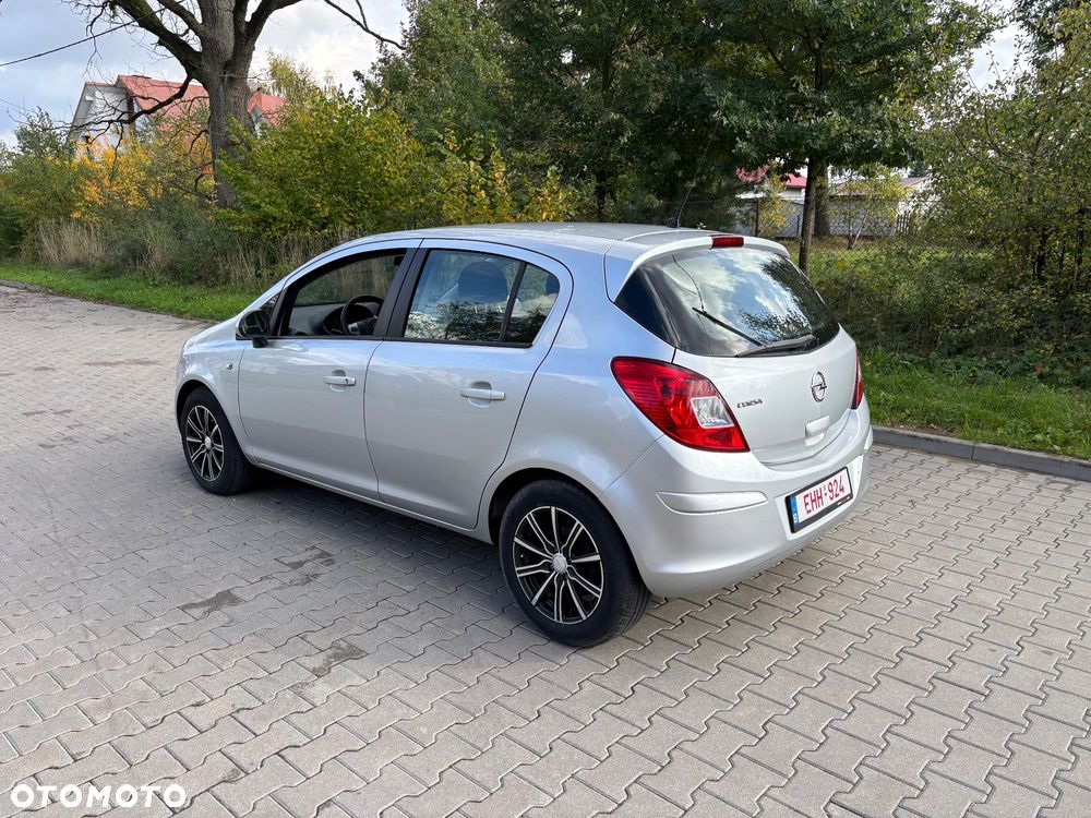 Opel Corsa - 3