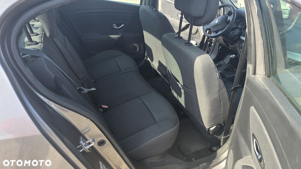 Renault Fluence - 18