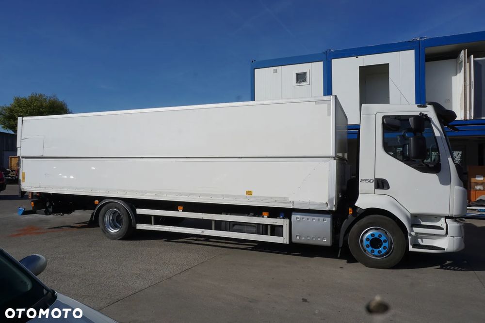 Volvo FL - 5